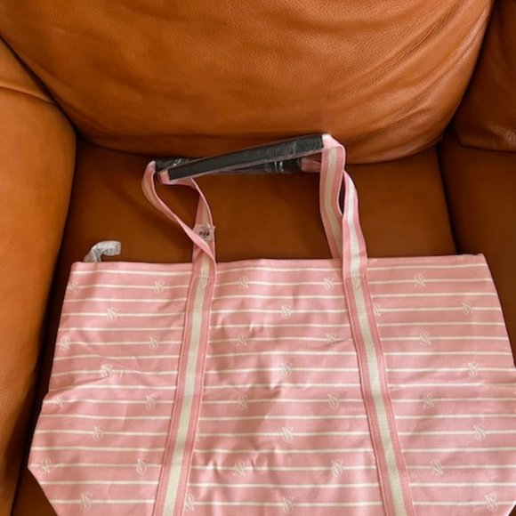 Victoria's secret Bag's - Picture 2 of 3